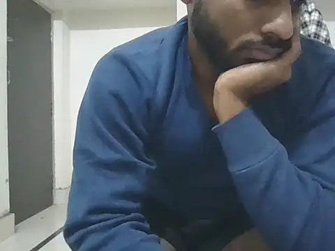 Raw12499 live sex cam