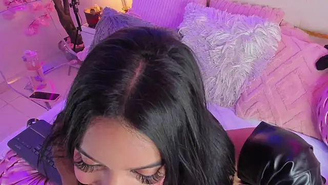 SenniaBella's cam snapshot