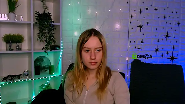 molly_lesser's cam snapshot