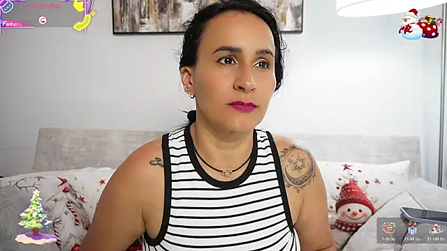 Sara_Charmy live sex cam