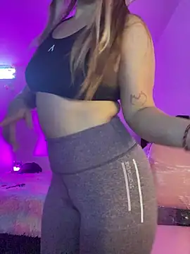 little_tifanny82 live sex cam