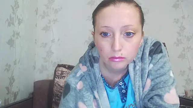 CrystallAngel's cam snapshot