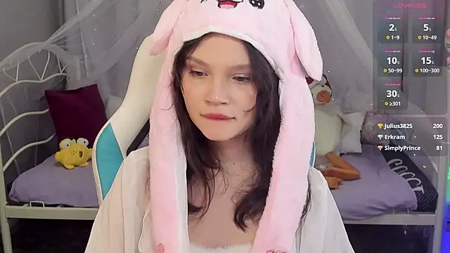 EmilyChaves's cam snapshot