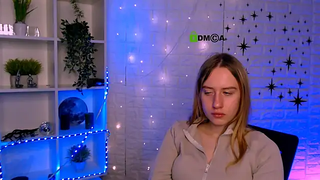 molly_lesser's cam snapshot