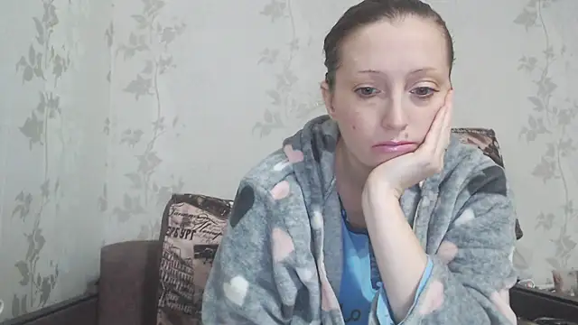 CrystallAngel's cam snapshot