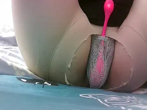 -SingleMom-'s cam snapshot