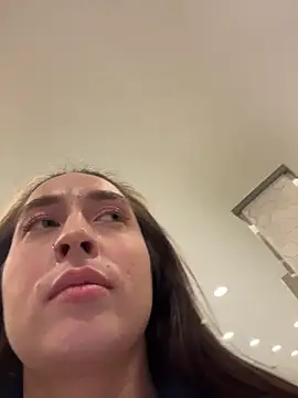 Holly_Play's cam snapshot