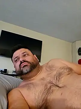 Roddog18 live sex cam
