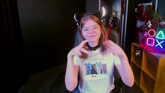 Lolly_Dollly's cam snapshot