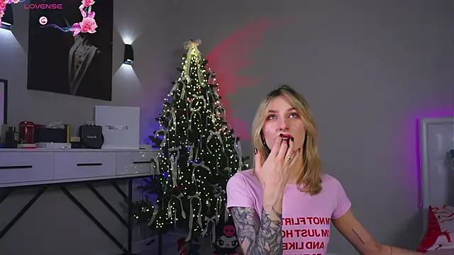 LeaCox_'s cam snapshot