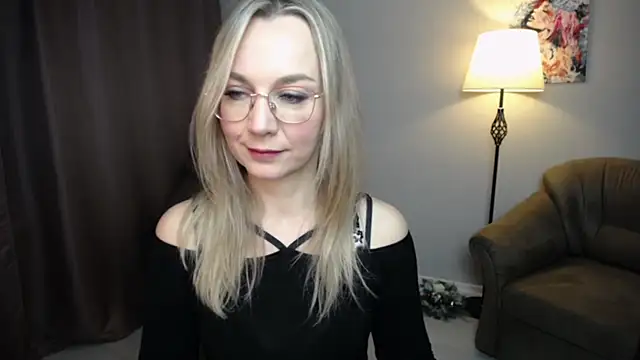 Ava_Elior's cam snapshot