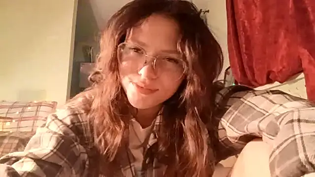 RedheadCuti's cam snapshot