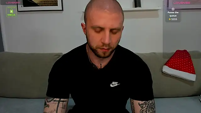 Gerard_Finbar's cam snapshot