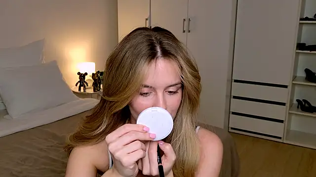 RozzitaBedberry's cam snapshot