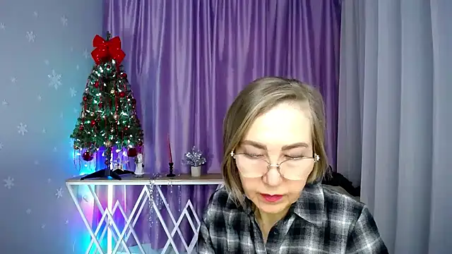 queen_a_n_i's cam snapshot