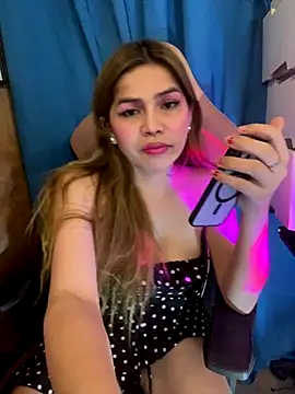 MissFlammaraa's cam snapshot