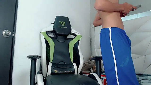 Lil_babyyy_ live sex cam