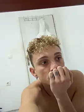 Turkishleo live sex cam