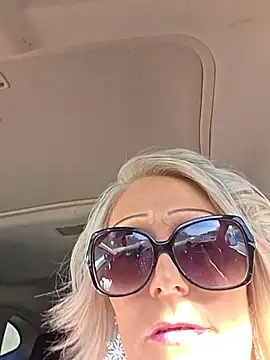 BeautifulXouple live sex cam