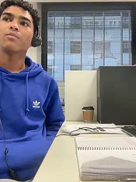 Ryan-hot live sex cam