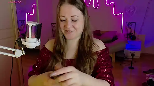 LizzyShine's cam snapshot