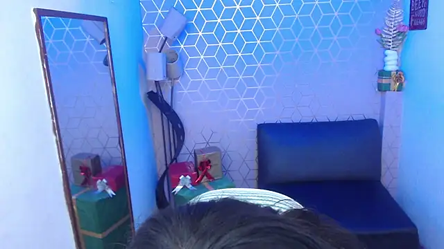 Vivian_Dutch's cam snapshot