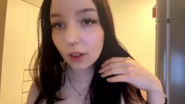 WhiteNoiseJoy's cam snapshot