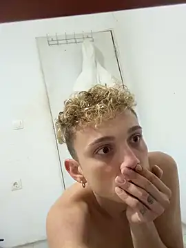 Turkishleo live sex cam