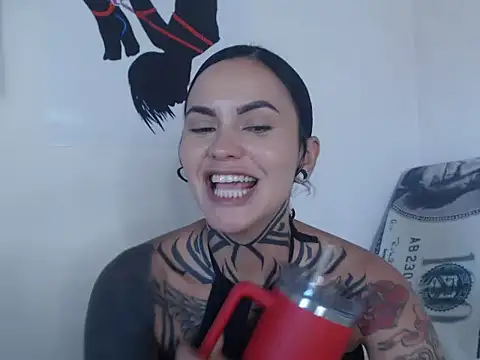 Perola__May live sex cam