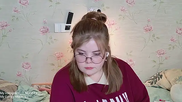 sinnamon_'s cam snapshot