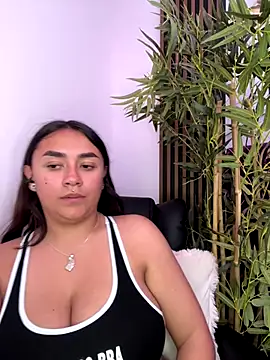 michell_boobs_ live sex cam
