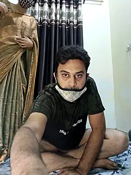 ITZ_GURU live sex cam