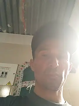 Nacho18hot live sex cam