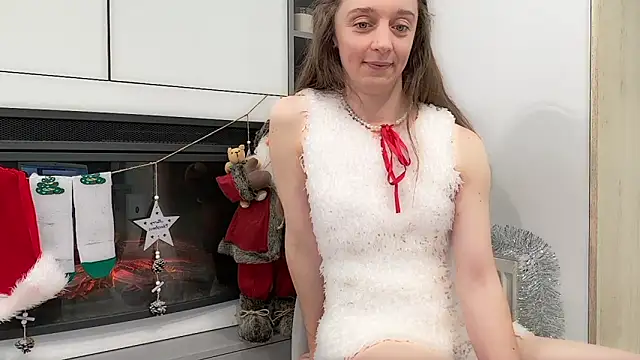 ShySchoolGirl live sex cam