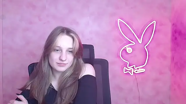 Katie_Rosiee's cam snapshot