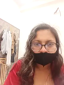 Mahira_sharma01's cam snapshot