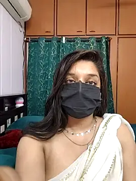 Sirishateluguammai's cam snapshot