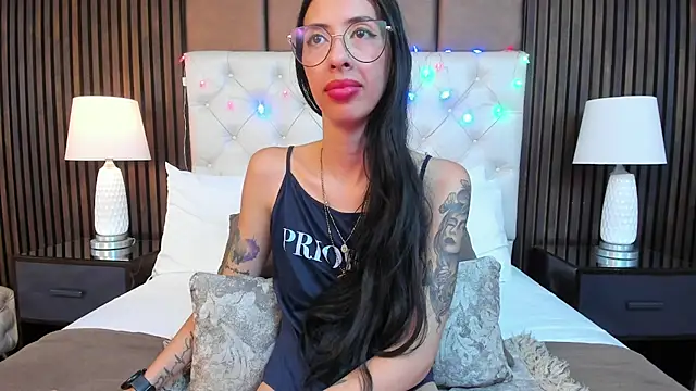 Kendal_Foxxx's cam snapshot