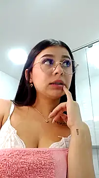 Yuli_16's cam snapshot