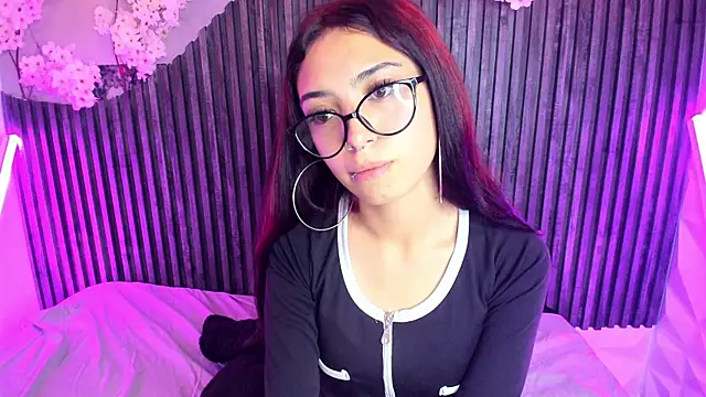 Molly_Bms_'s cam snapshot