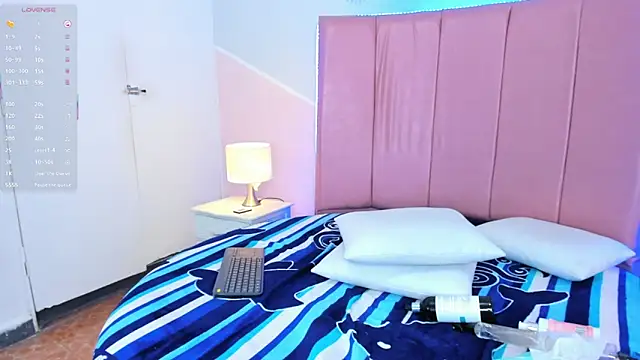 valen_rouse's cam snapshot