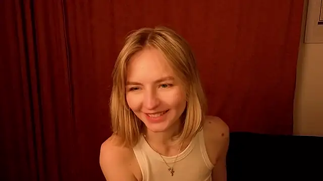 Sunshine_Angell's cam snapshot