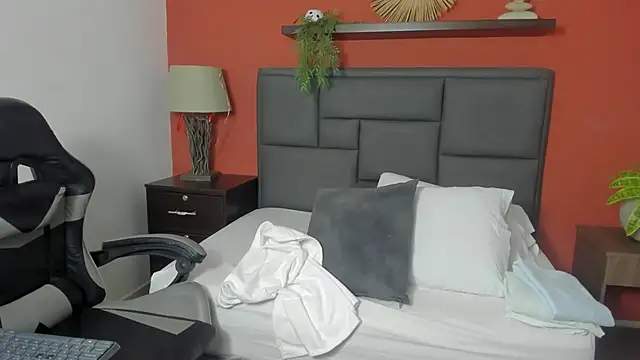 yera_curry's cam snapshot