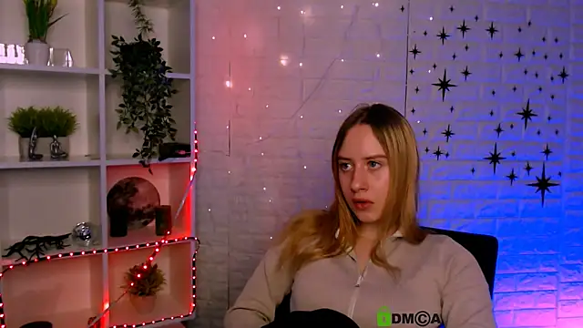 molly_lesser's cam snapshot