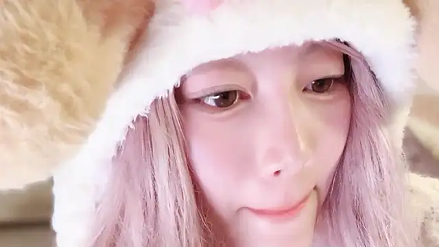 fayebabe's cam snapshot