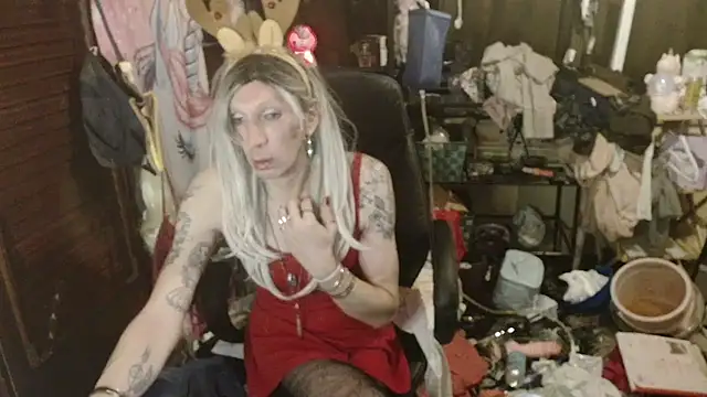 Ombeline1 live sex cam