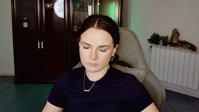 May_Bloom's cam snapshot