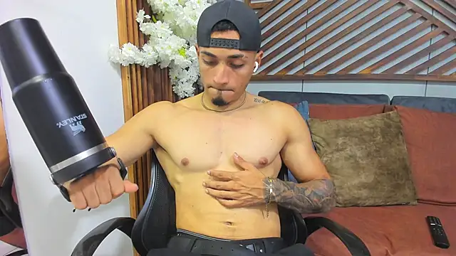 Ares_Stone live sex cam