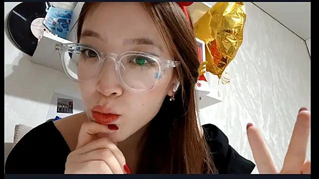 MollyTiger's cam snapshot