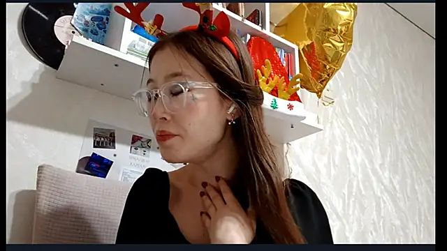 MollyTiger's cam snapshot